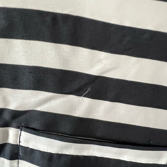 BCBGMAXARIA Short sleeve stripe top size M - Picture 4 of 4